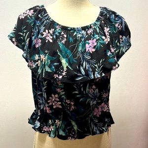 American Eagle Outfitters Floral Top Size XS